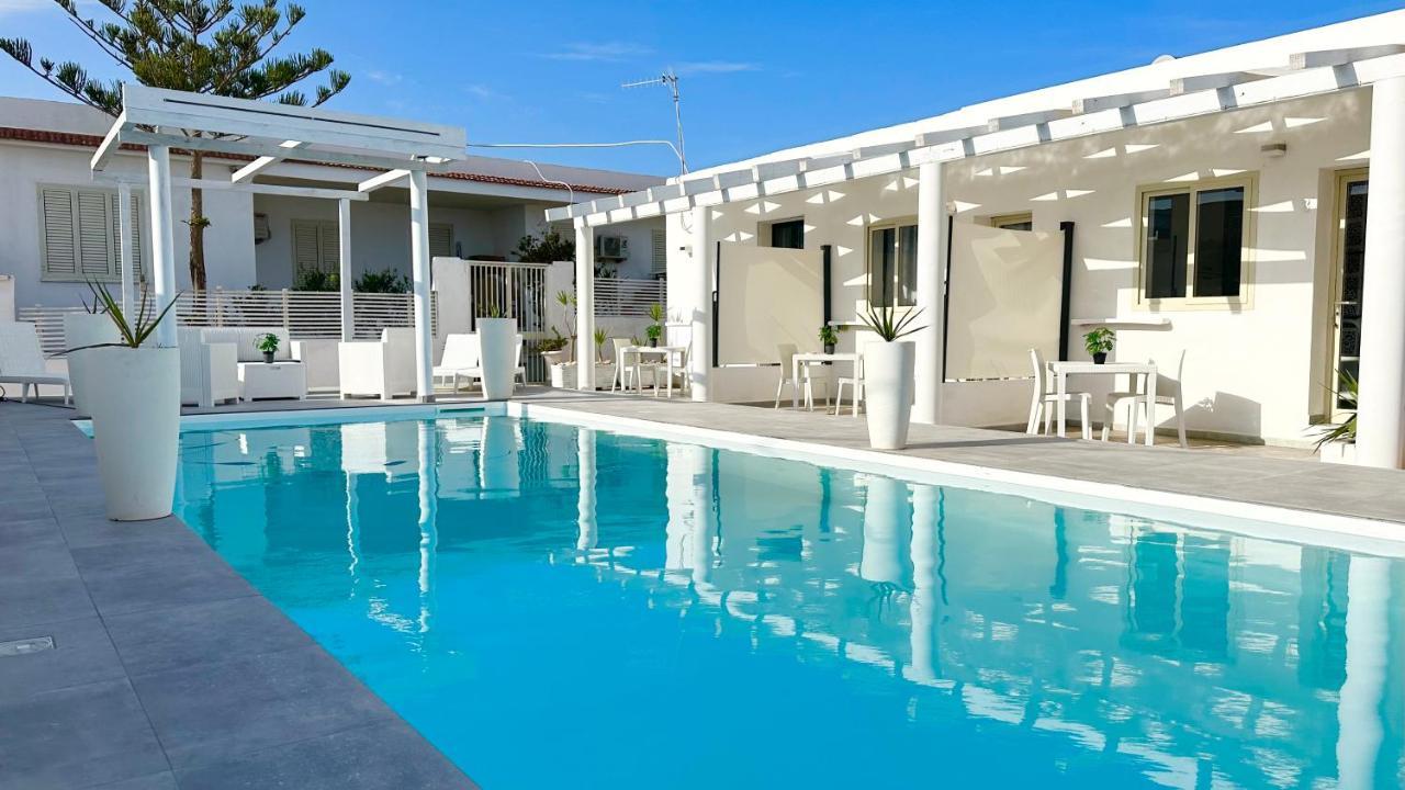 Case Vacanze "Estremo Sud" LMP Dış mekan fotoğraf